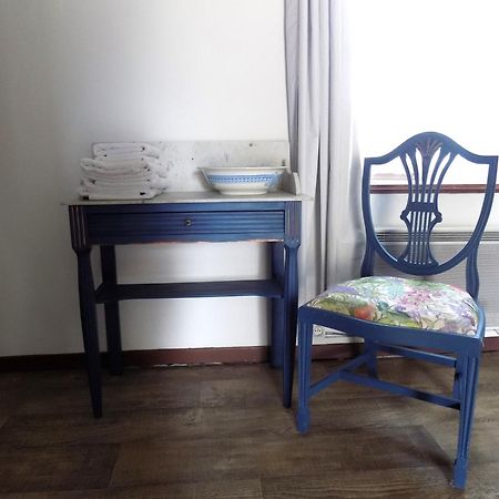 La Maisonnette Les Adjots Kültér fotó